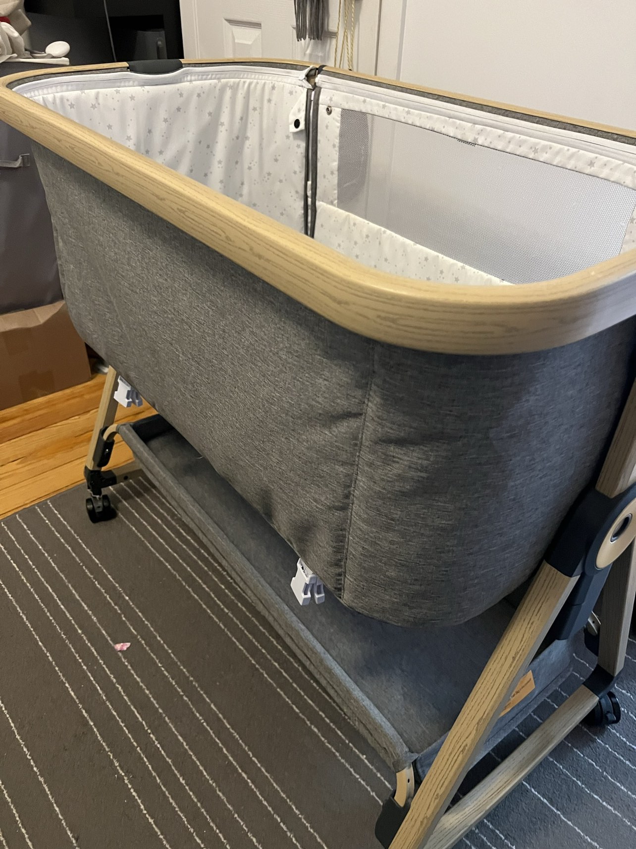 Bassinet - photo 3