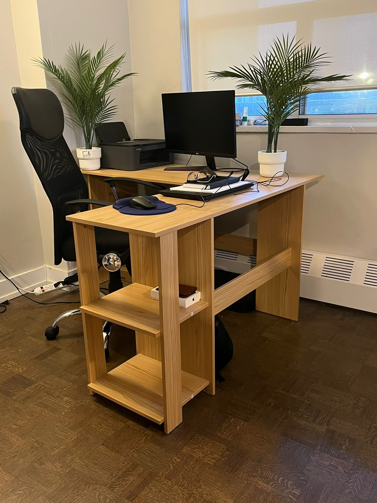 Computer desk image indicator(2)