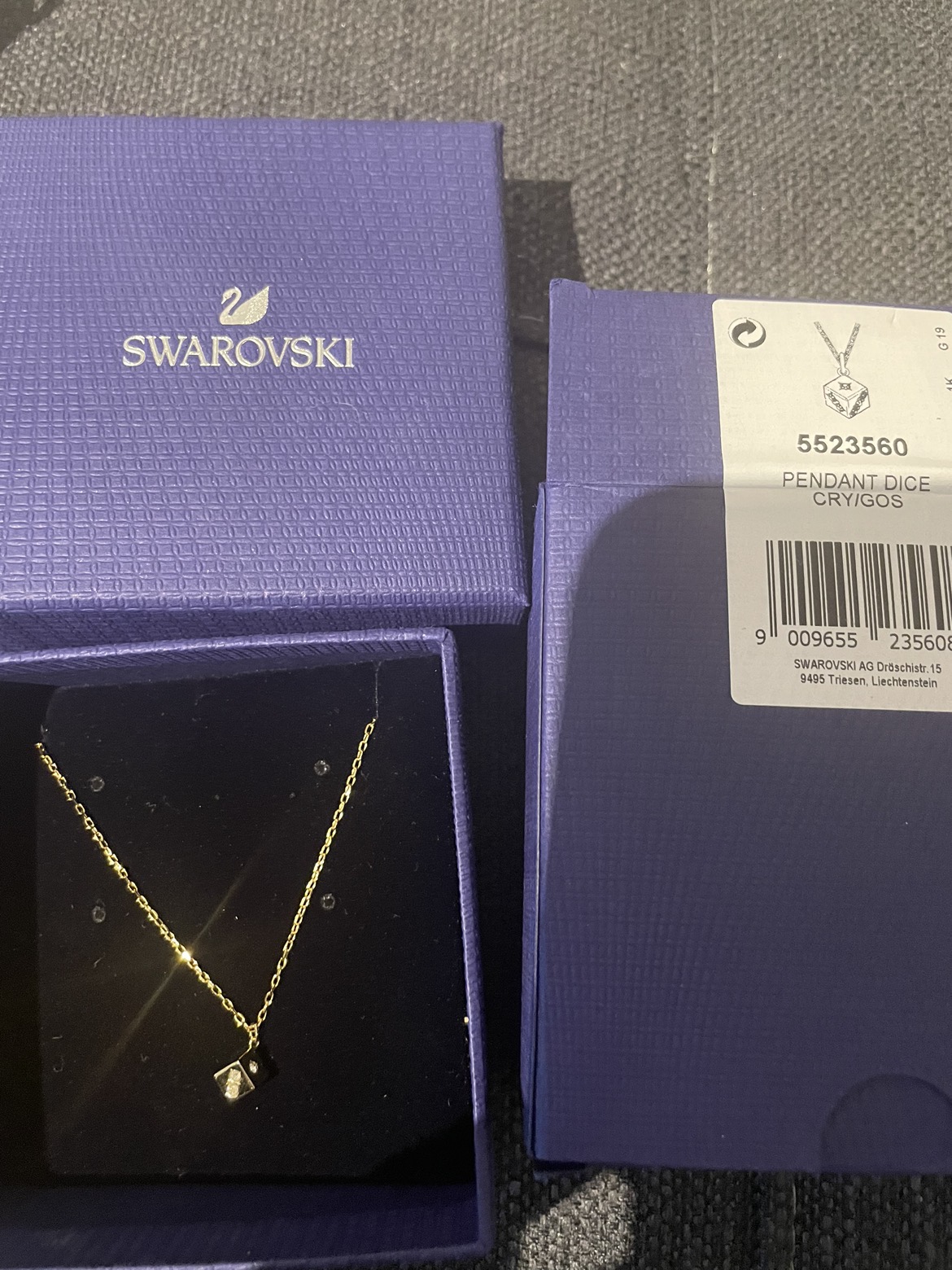 Swarovski dye necklace