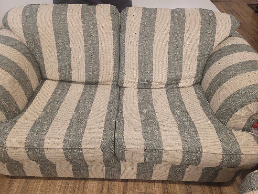 2 Sofas - photo 2