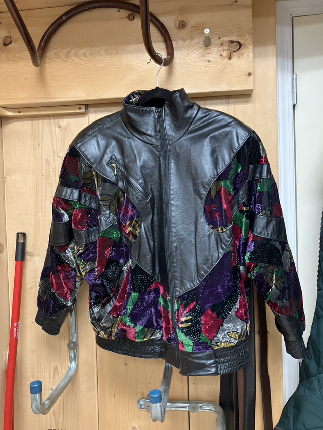 Rare Vintage 90s Jacket Rumors N Gossyp image indicator(2)