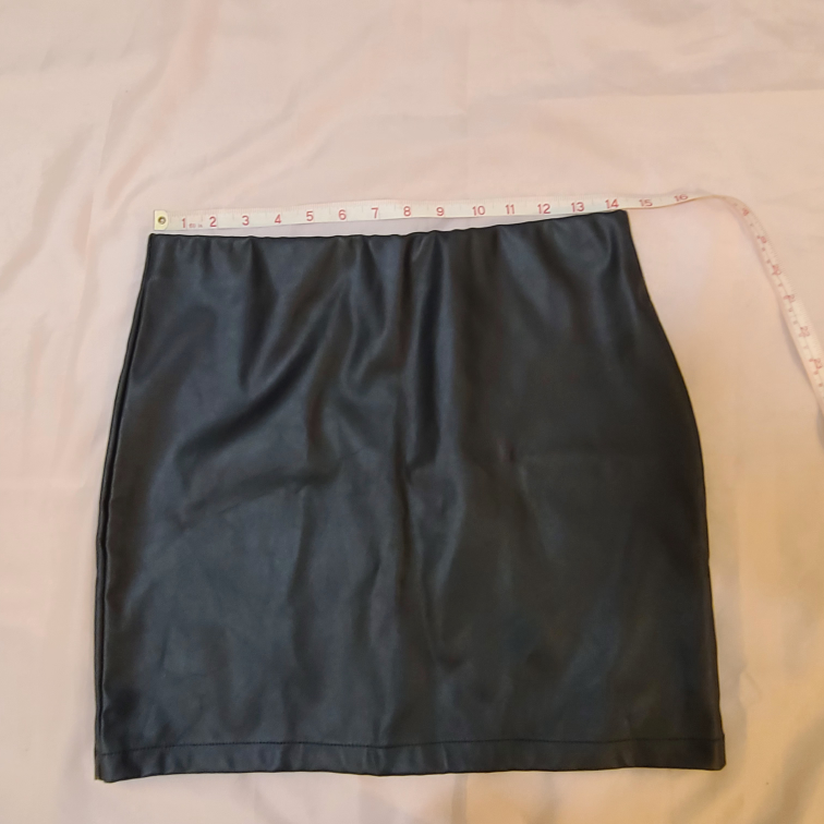 Women’s leather dark green skirt - photo 4