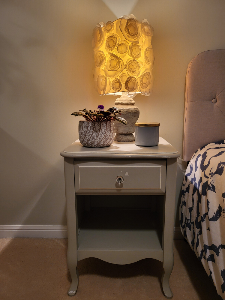 Night/side table
