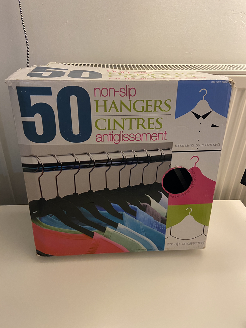50 non-slip hangers
