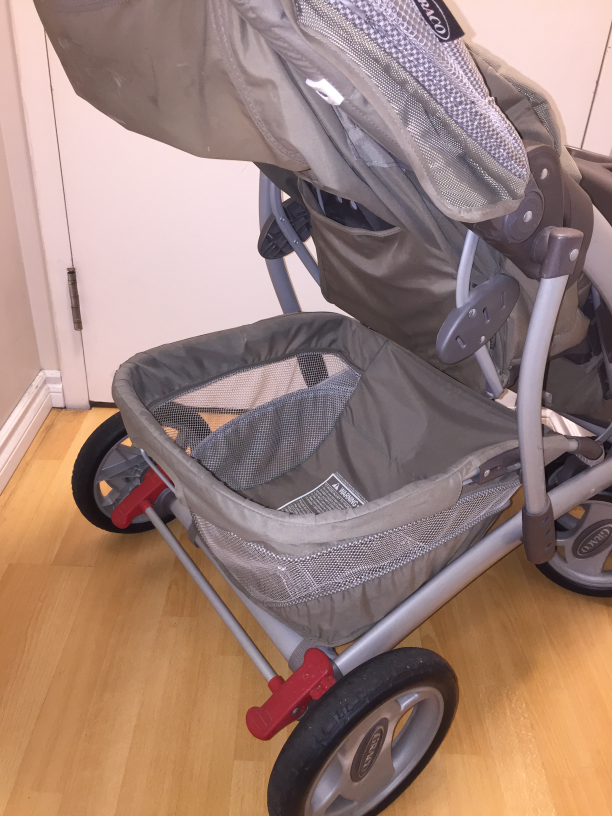 Pristine Graco Stroller - Indoor Use Only! - photo 5