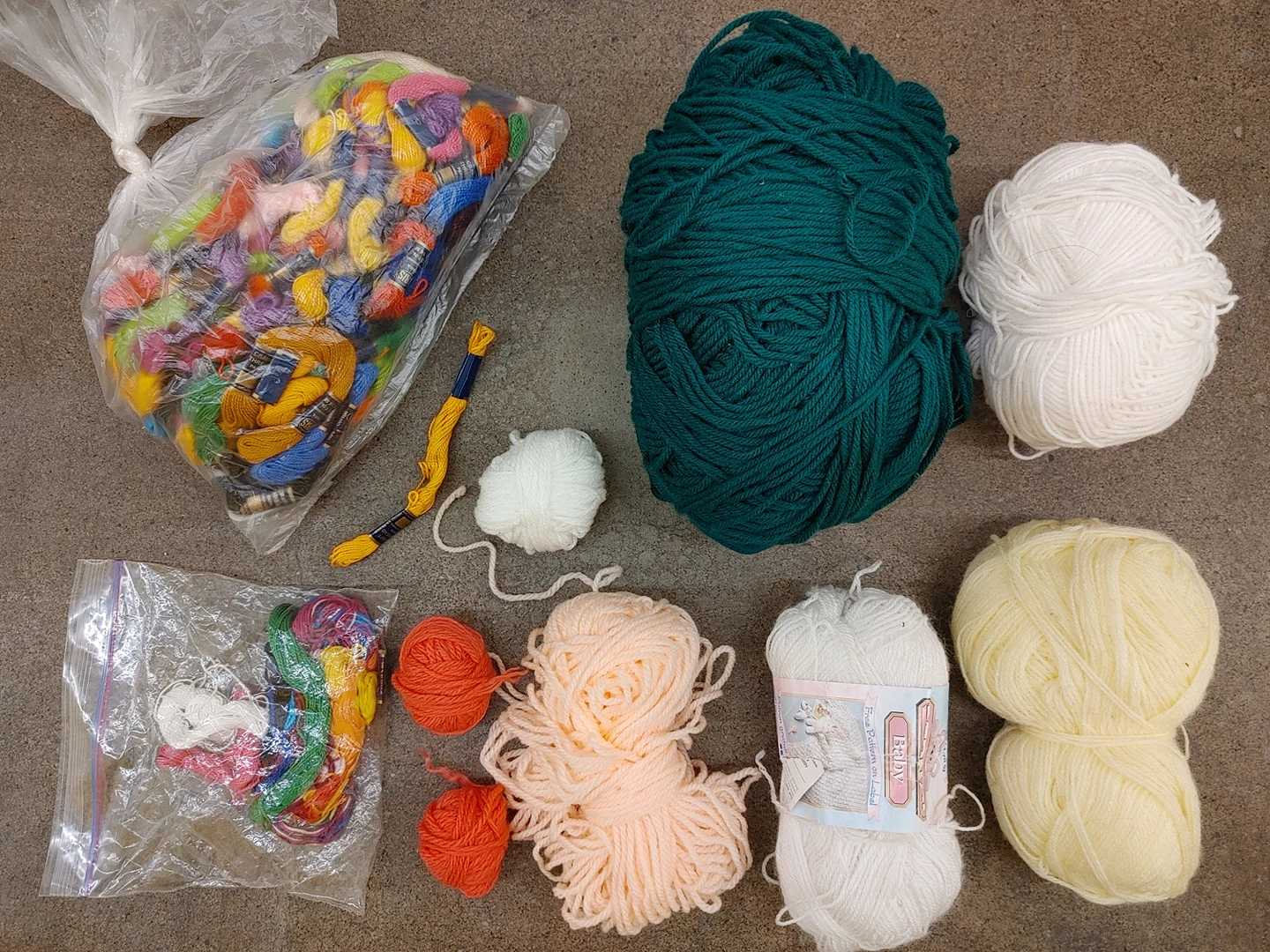 Yarn and strings for free #freecycle