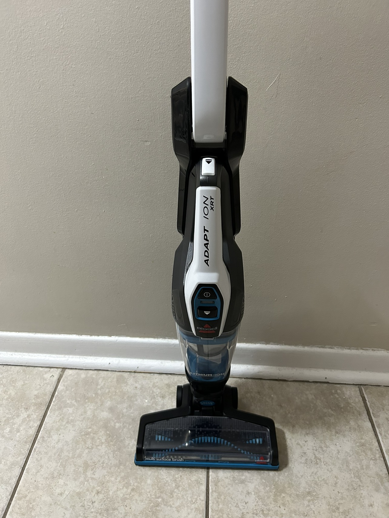 New - Bissell Adapt Ion Cordless Vacuum thumbnail