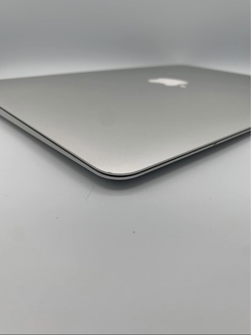 2017 MacBook Air 13” 1.8GHz i5 8GB RAM 128GB SSD Good Condition - photo 5