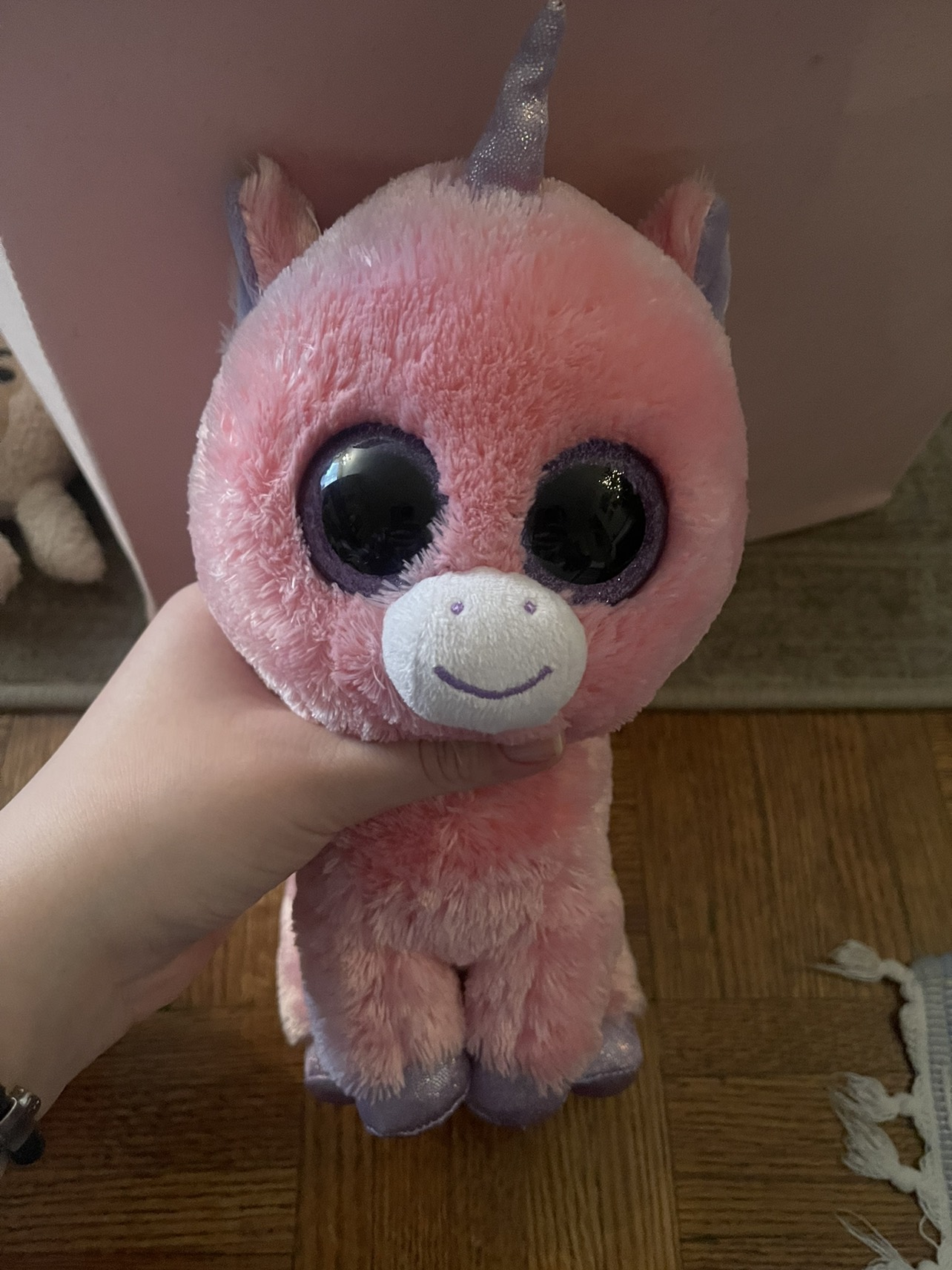 4 beanie medium sized image indicator(3)