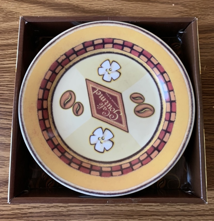 Brand new nice plates’ sets - photo 4