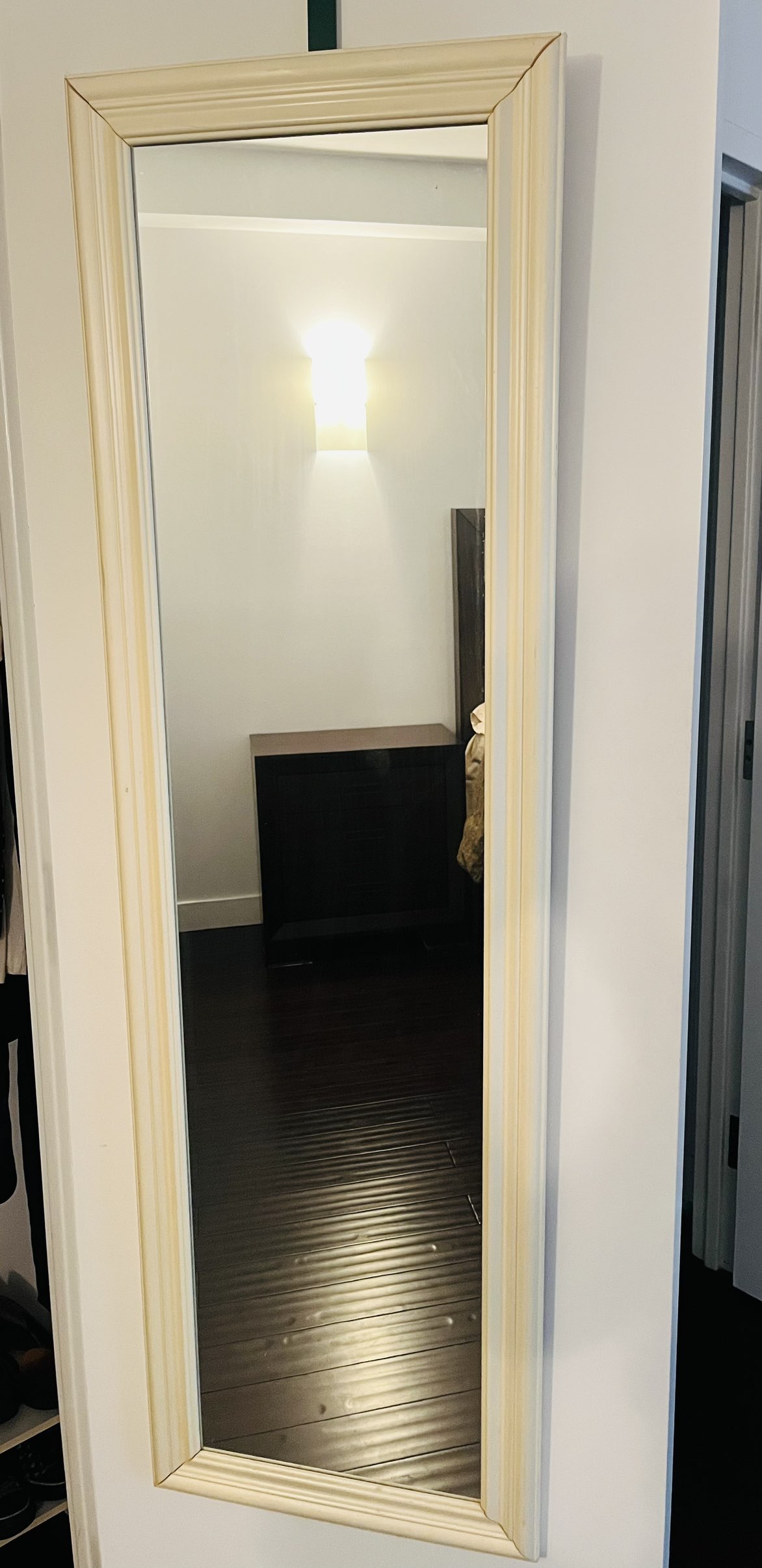 2 body length mirrors (black & white) - photo 3