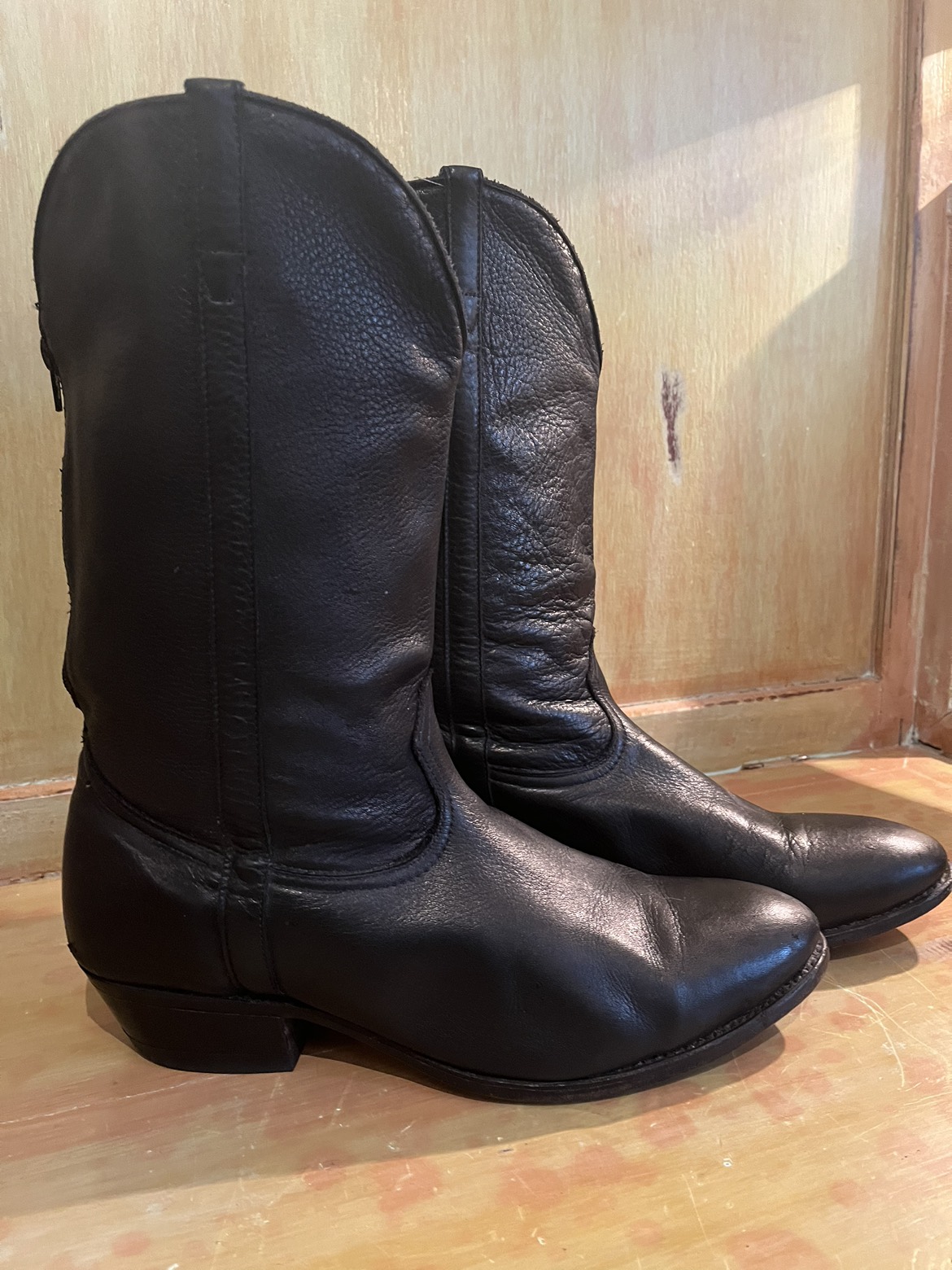 Boulet Unisex Cowboy Boots- size 12 Men’s