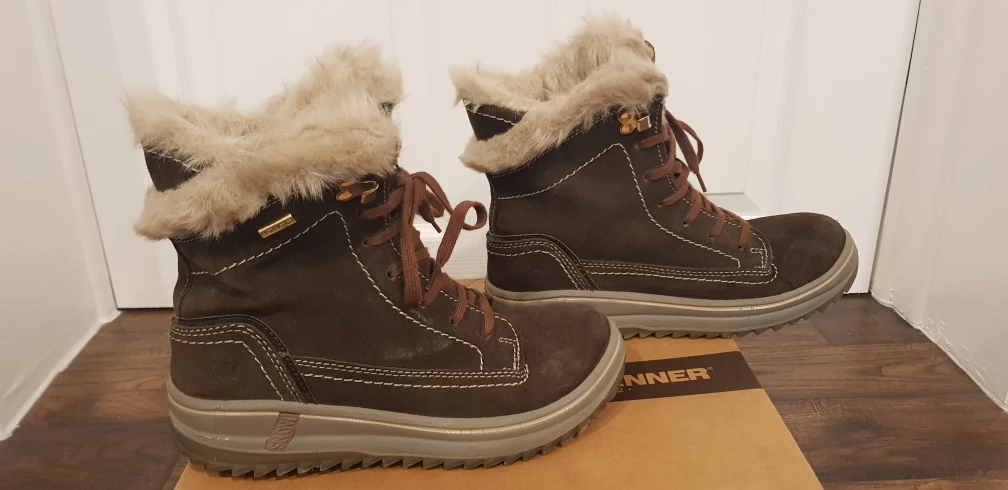 Winter boots
