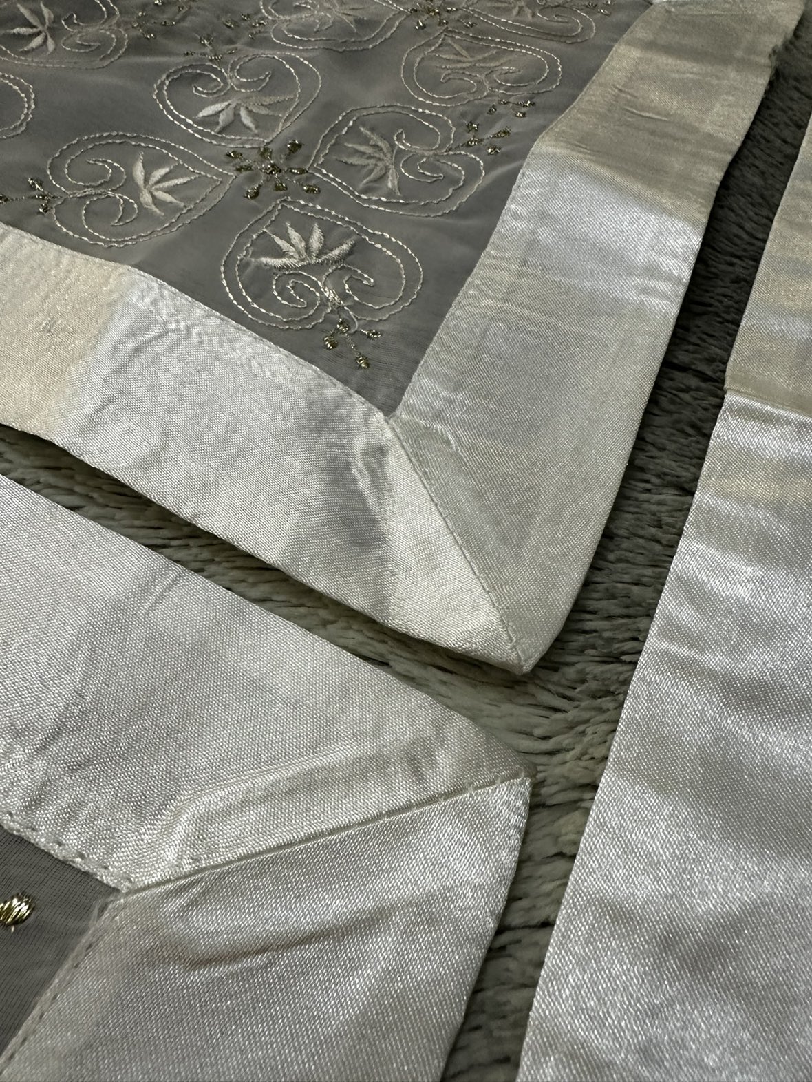 #FREECYCLE Set of four hand made crochet table doilies image indicator(4)