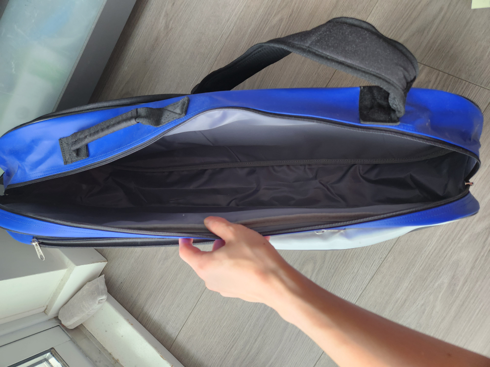 Yonex badminton racket bag - photo 2