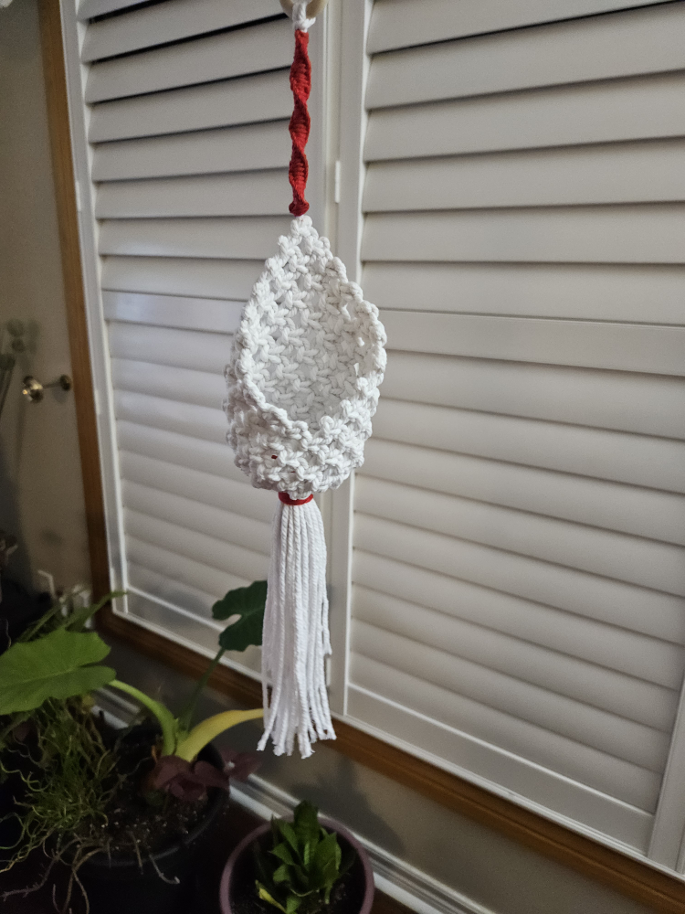 macrame wall hanger - photo 4