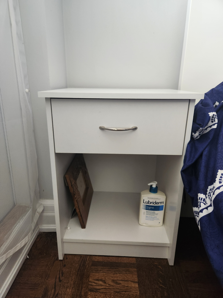 side table - photo 2