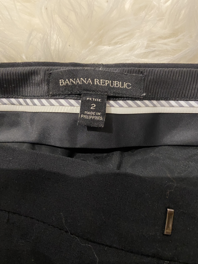 Banana Republic Dress Pants - size 2 petite image indicator(3)