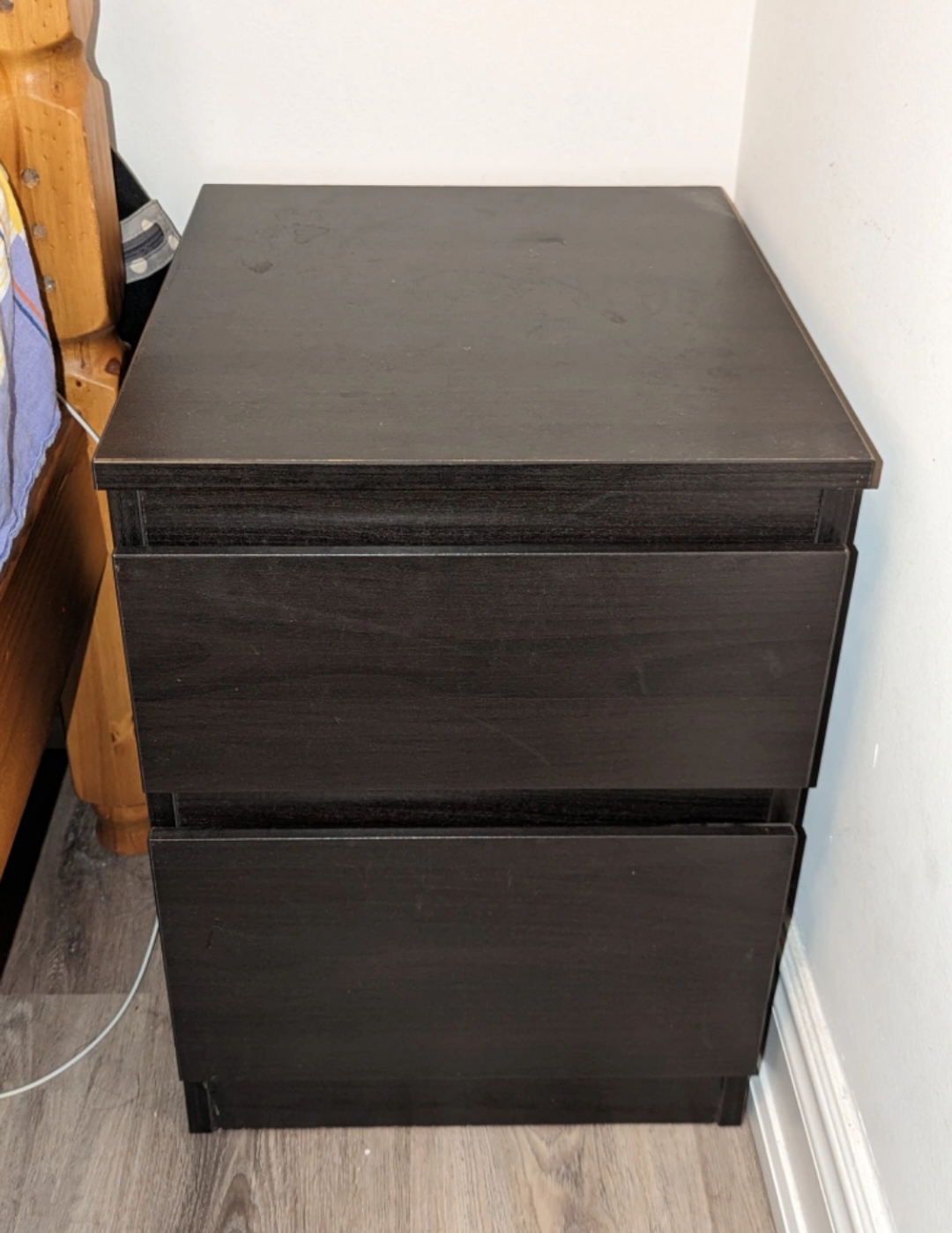MALM Side table thumbnail