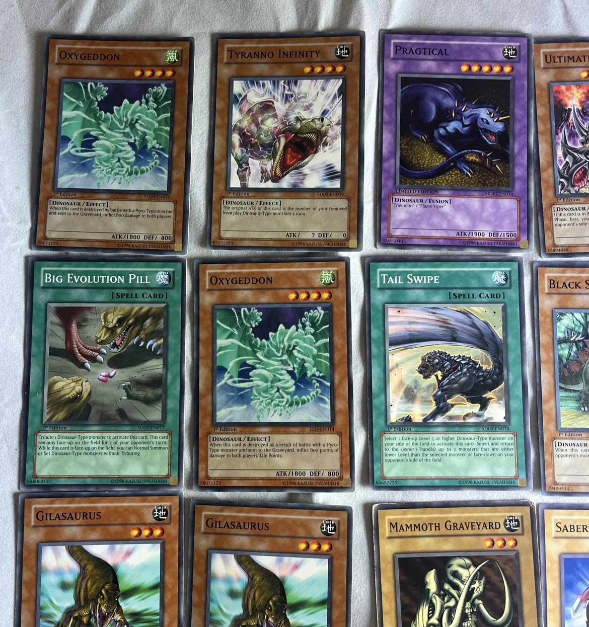 YuGiOh Dinosaur Lot - 1st Edition Playable Deck trading cards image indicator(2)