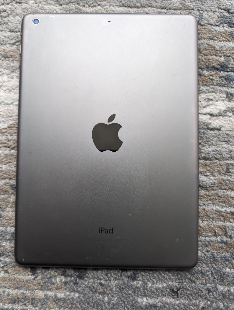 2013 iPad Air A1474 - photo 2