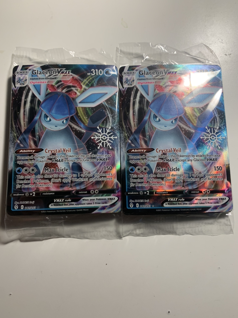 Glaceon VMAX Rainbow Rare Holo