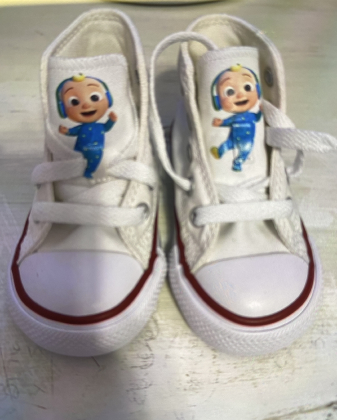Cocomelon Converse Size 4