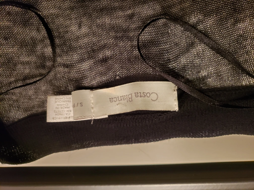 Costa Blanca small thin blk. cardigan image indicator(2)