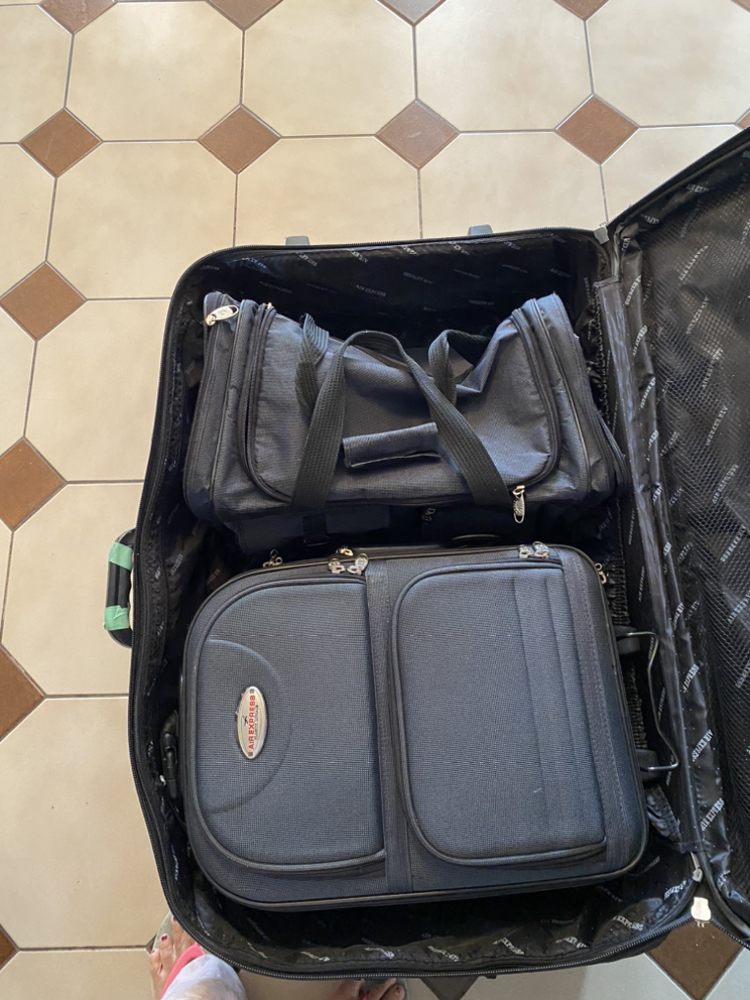 Large suitcase luggage set image indicator(5)