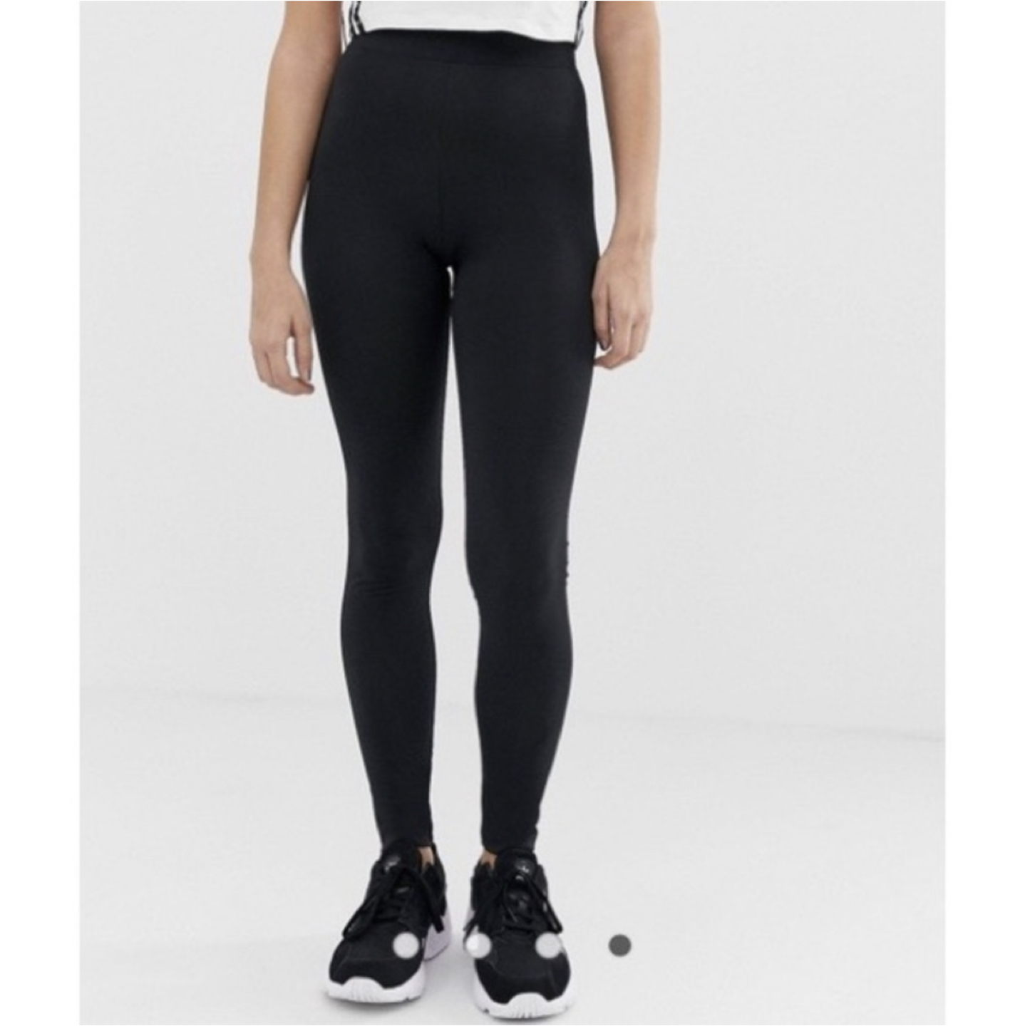 NEW Adidas Highwaist Trefoil legging XS image indicator(3)