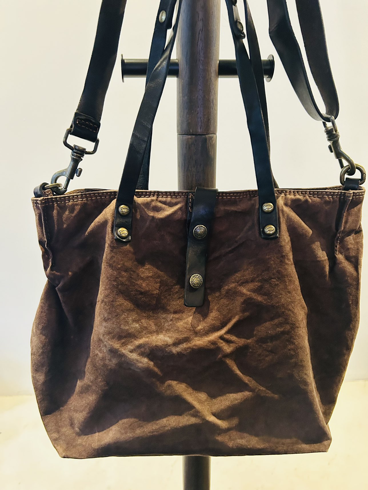 Gorgeous Campomaggi brown leather bag image indicator(4)