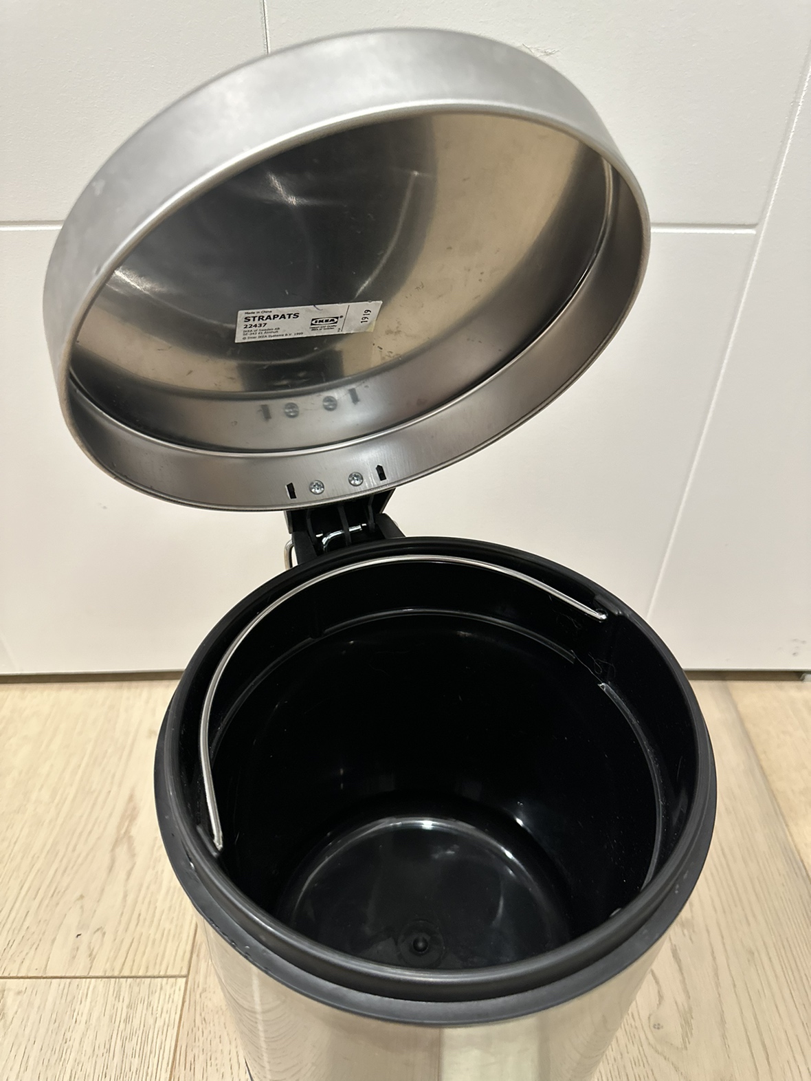 IKEA strapats trash can - photo 2