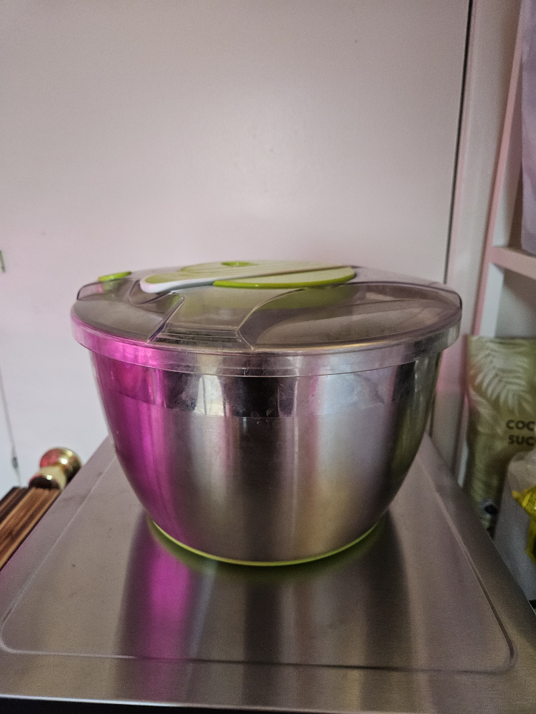 stainless steel salad spinner