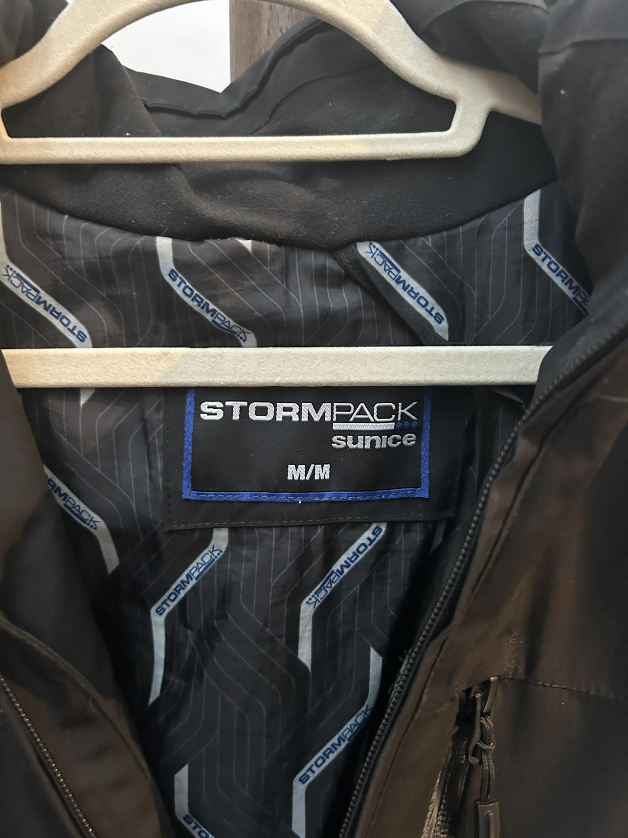 Sunice Storm PACK men’s parka. Size medium image indicator(3)