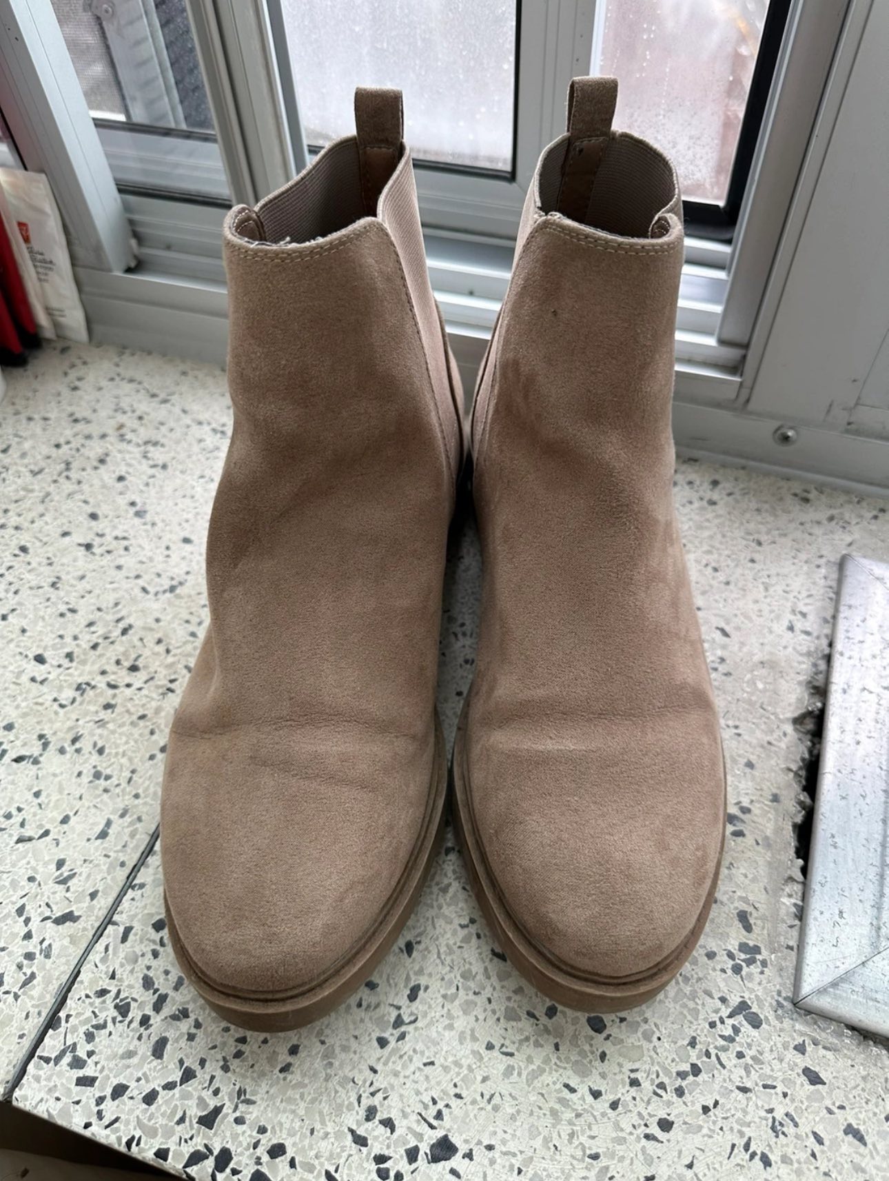 Esprit Boots 8.5M slightly used image indicator(2)