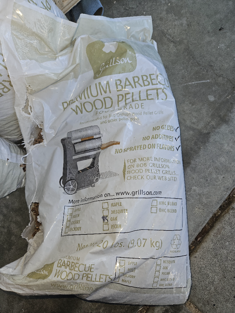 Grillson Food Grade BBQ Wood Pellets (open/damaged bags)