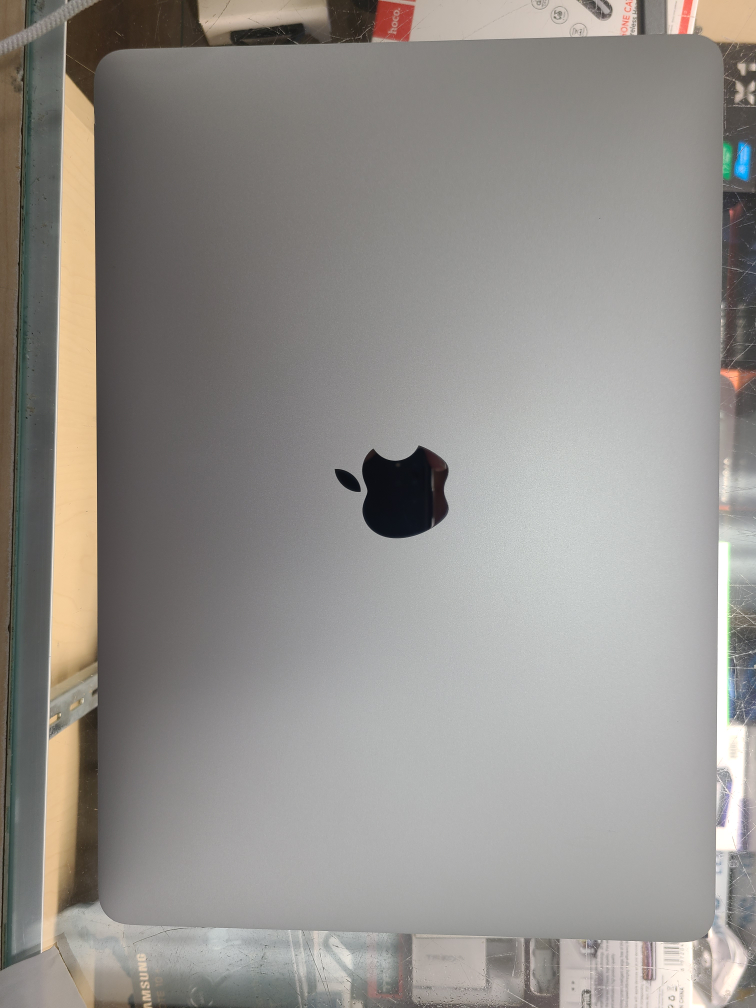 Apple MacBook Air (Retina, 13-inch, 2018) in Good Condition - photo 5