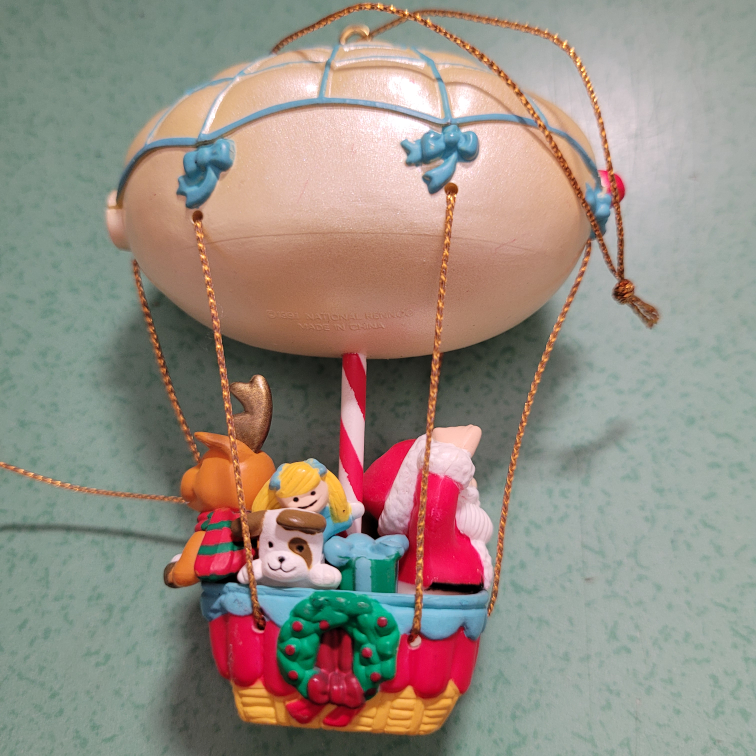vintage Christmas blimp ornament BINGO image indicator(5)