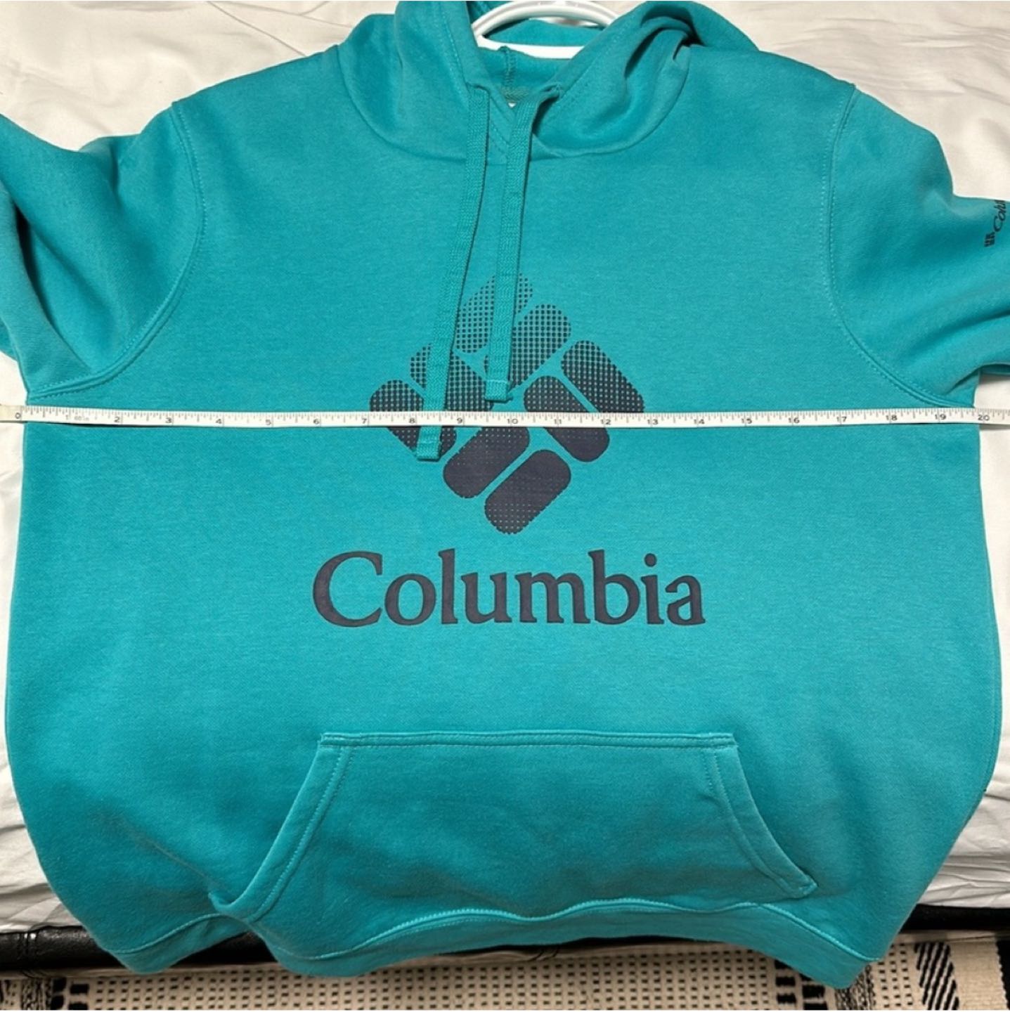 Columbia Women’s Trek Graphic Hoodie image indicator(4)