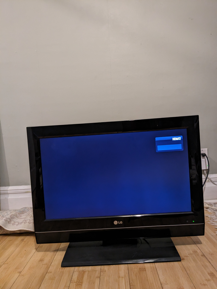 26" LG TV - photo 2