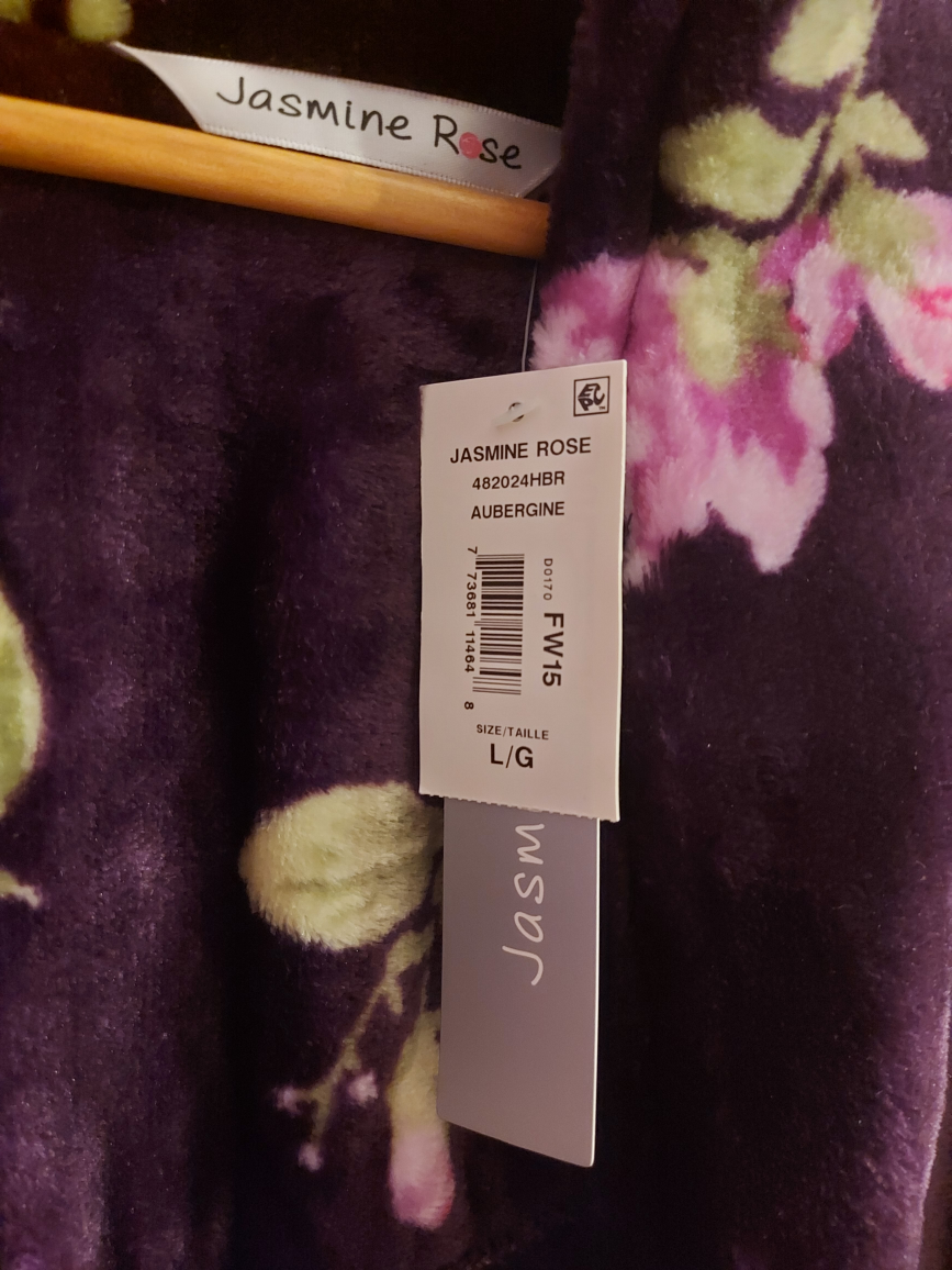 Hudson's Bay Robe image indicator(2)