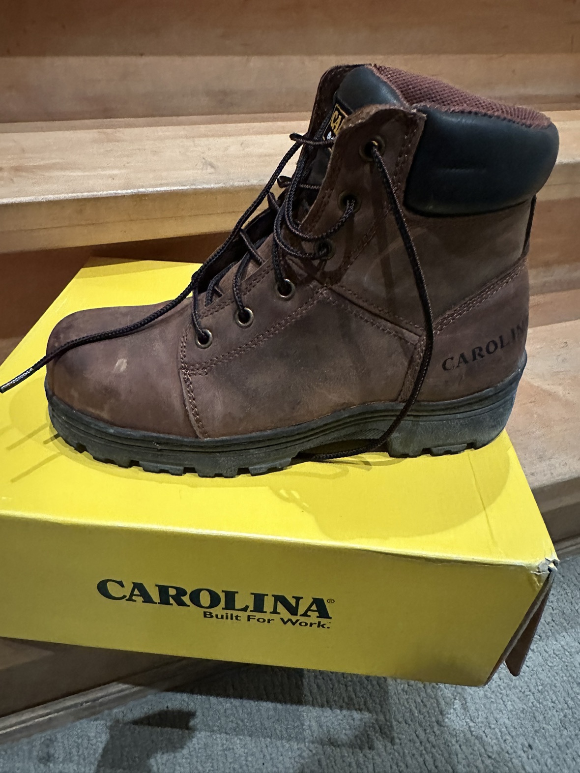 Construction boots thumbnail
