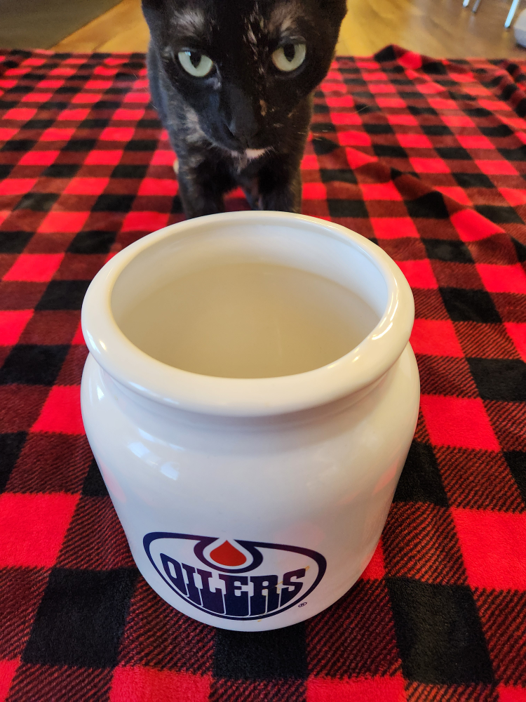 Oilers Cookie Jar image indicator(2)