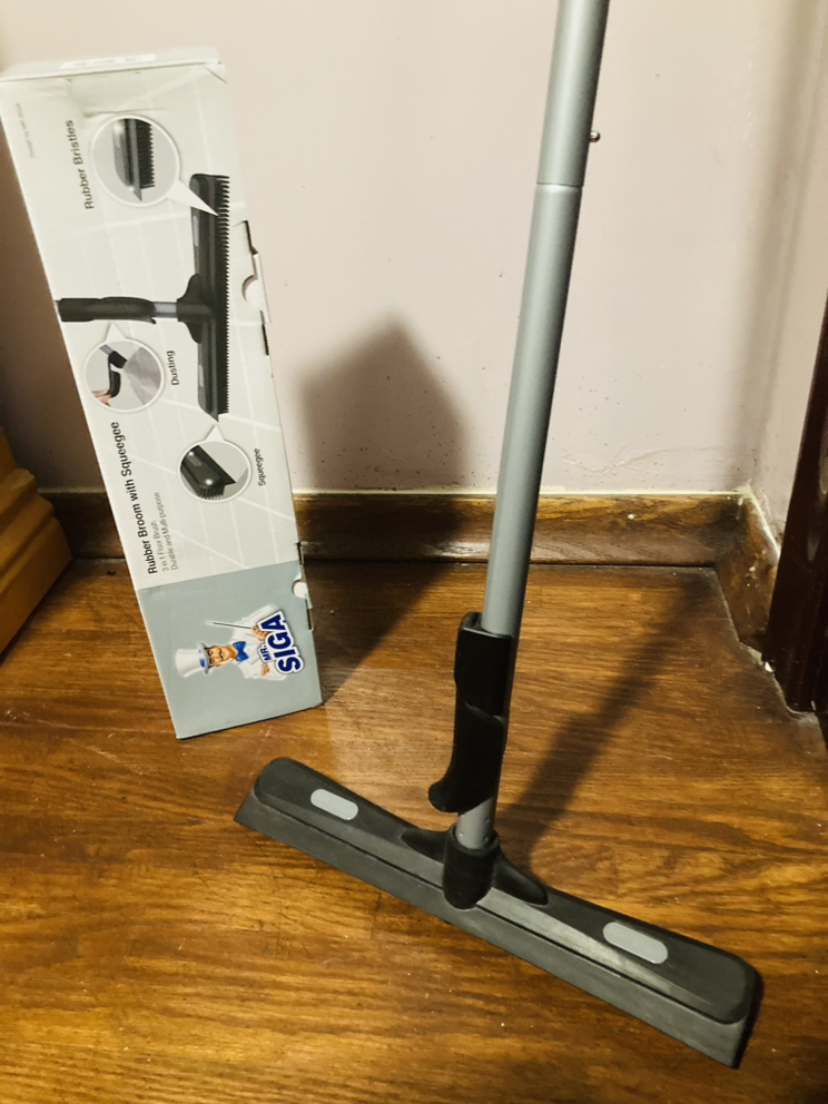 Pet Hair Removal Rubber Broom thumbnail