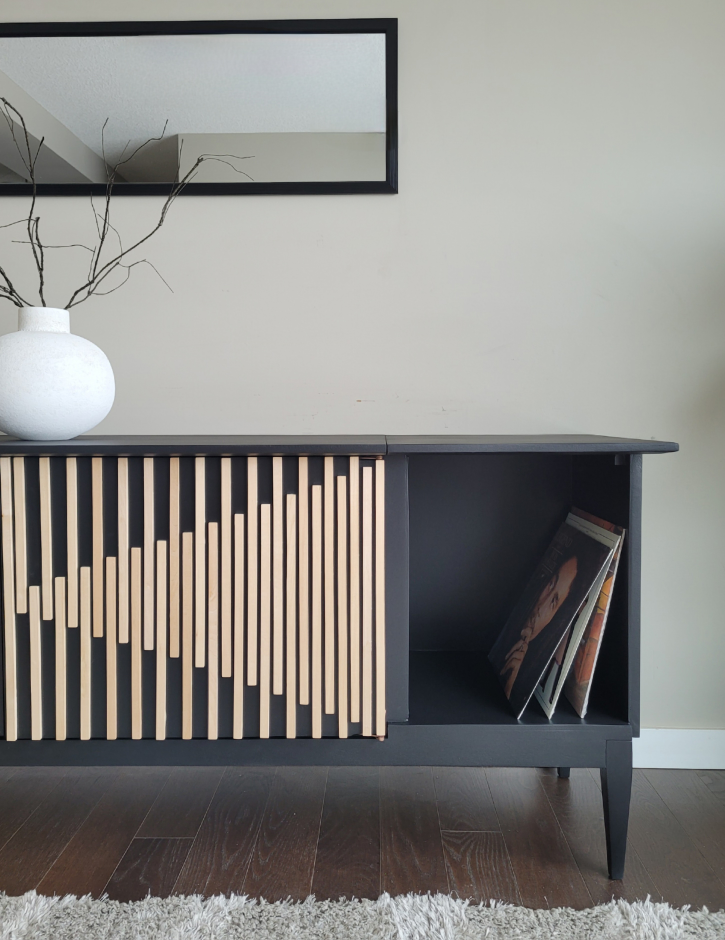 Revamped 1970s Media/Stereo Console - photo 5