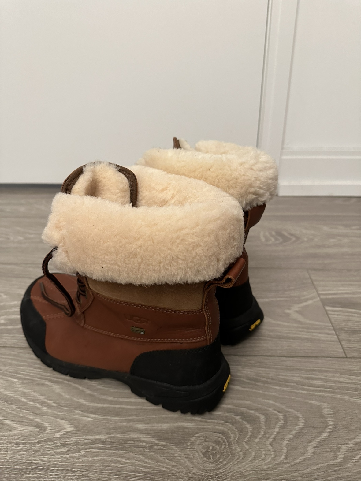 UGG winter boot (brand new) - photo 2