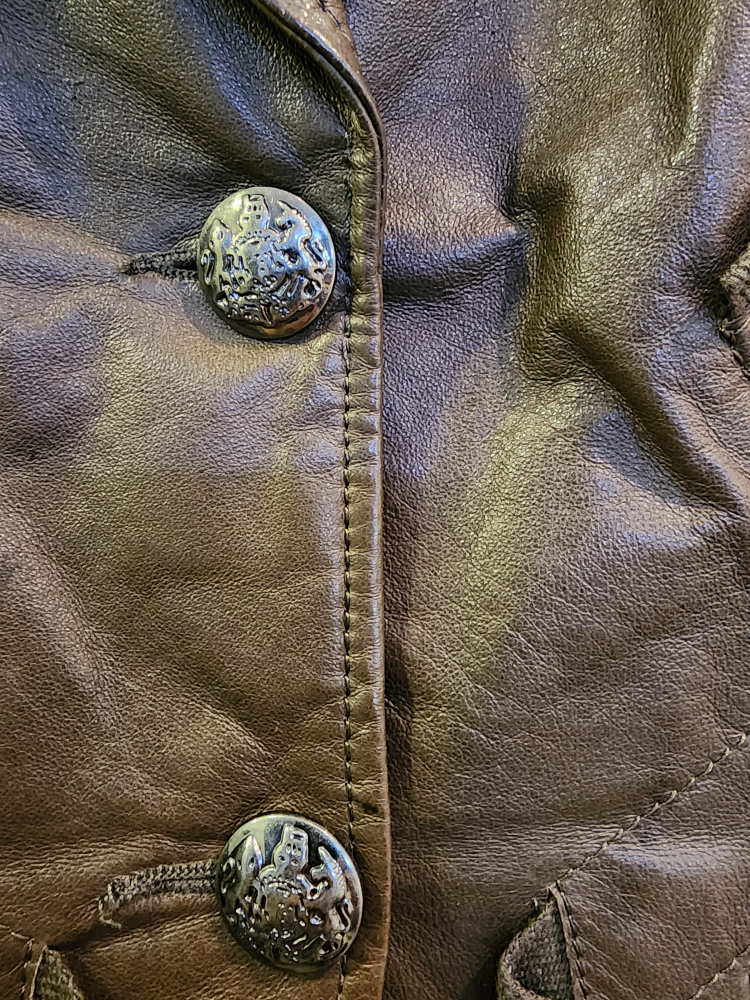 Danier Women's Genuine Leather Jacket  Size 2X Small image indicator(4)