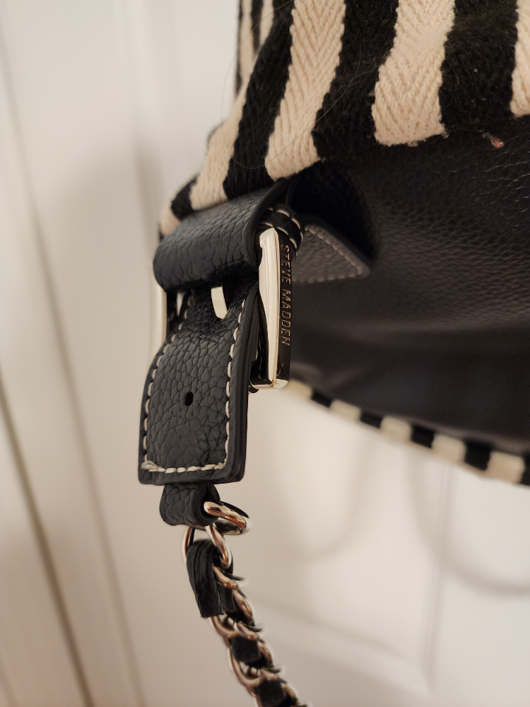 Steve Madden drawstring bag 🎒 image indicator(9)