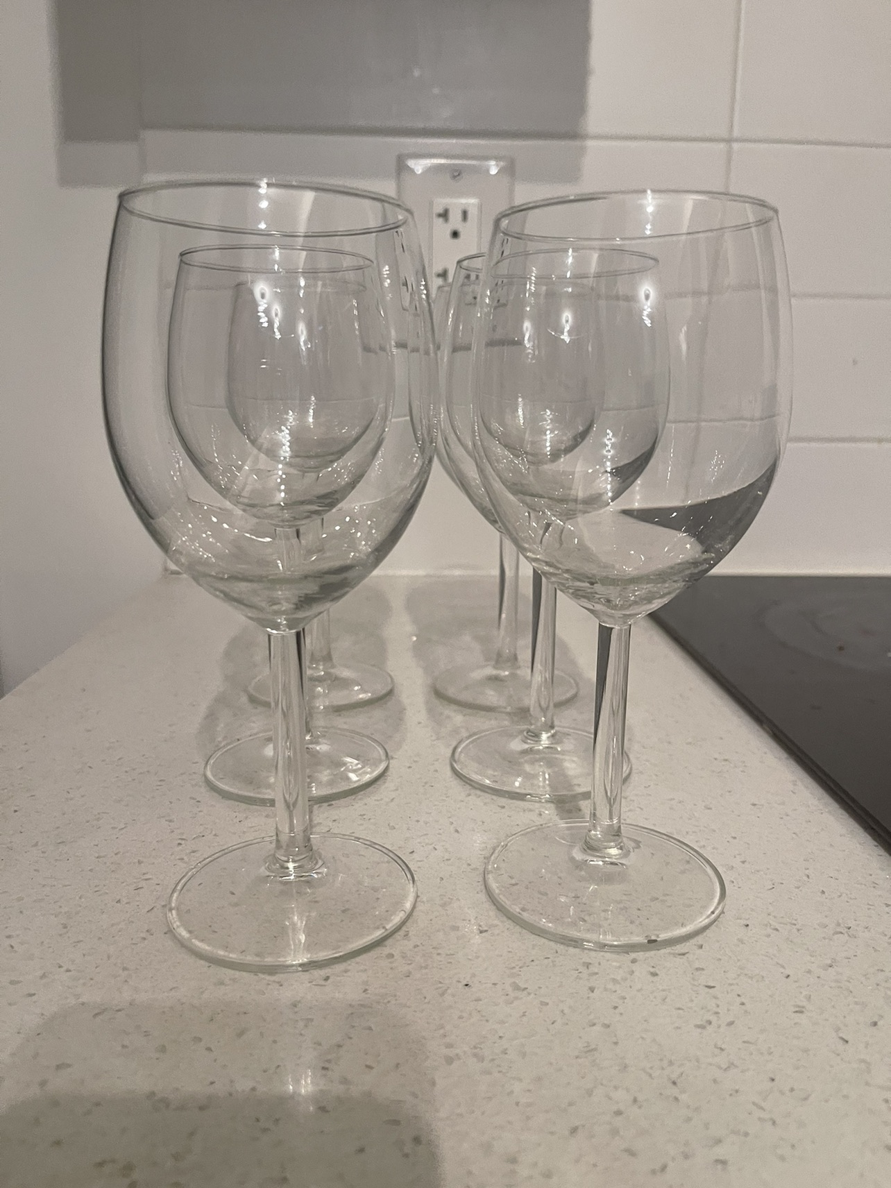 6 wine glasses