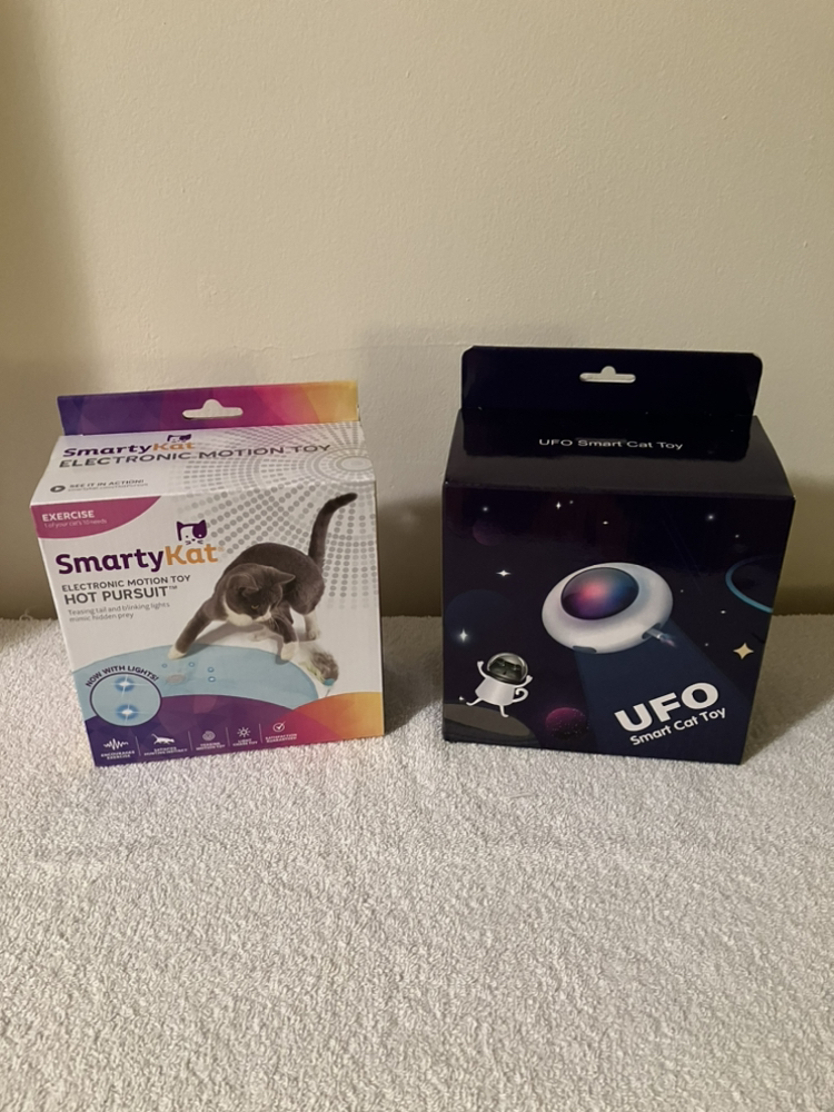 2 Brand New Battery Operated Smart Cat Toys